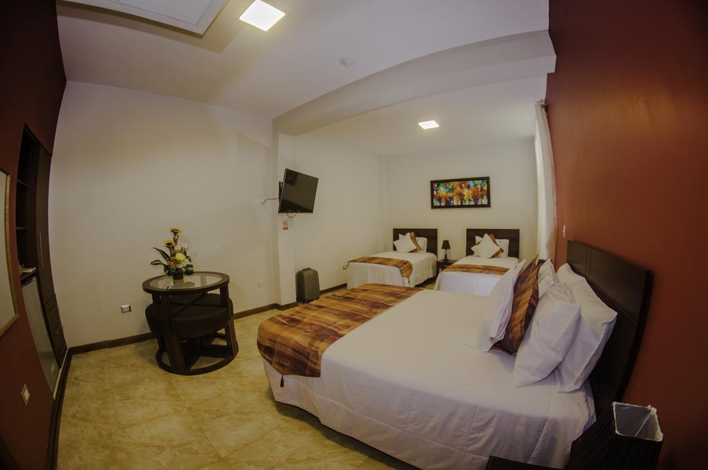 Hotel Europa Iquitos Ngoại thất bức ảnh