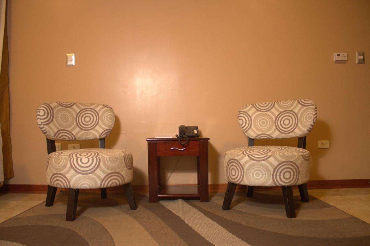 Hotel Europa Iquitos Ngoại thất bức ảnh