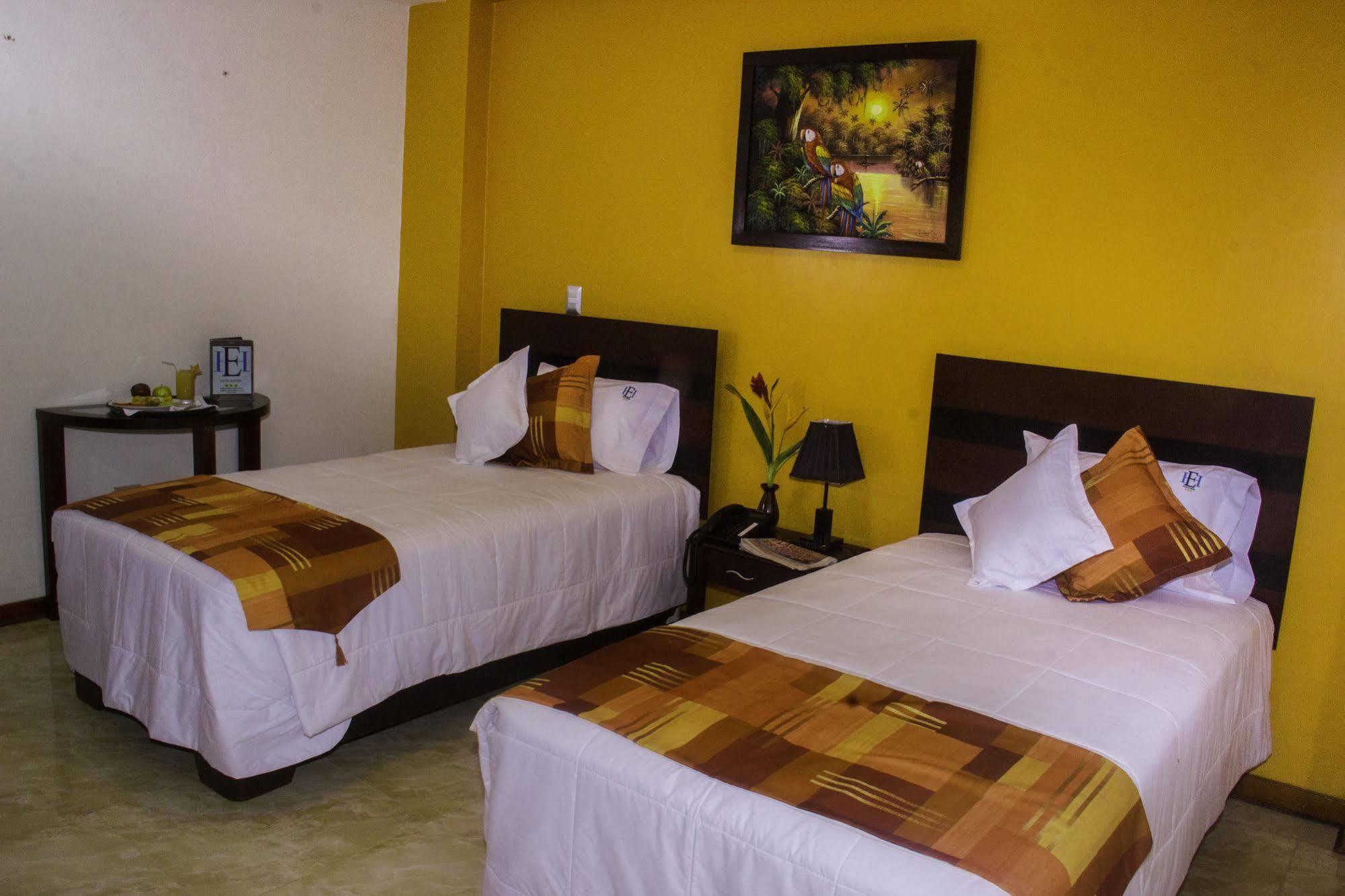 Hotel Europa Iquitos Ngoại thất bức ảnh
