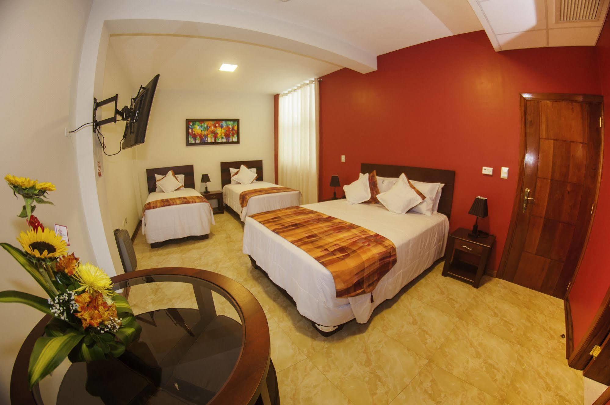 Hotel Europa Iquitos Ngoại thất bức ảnh